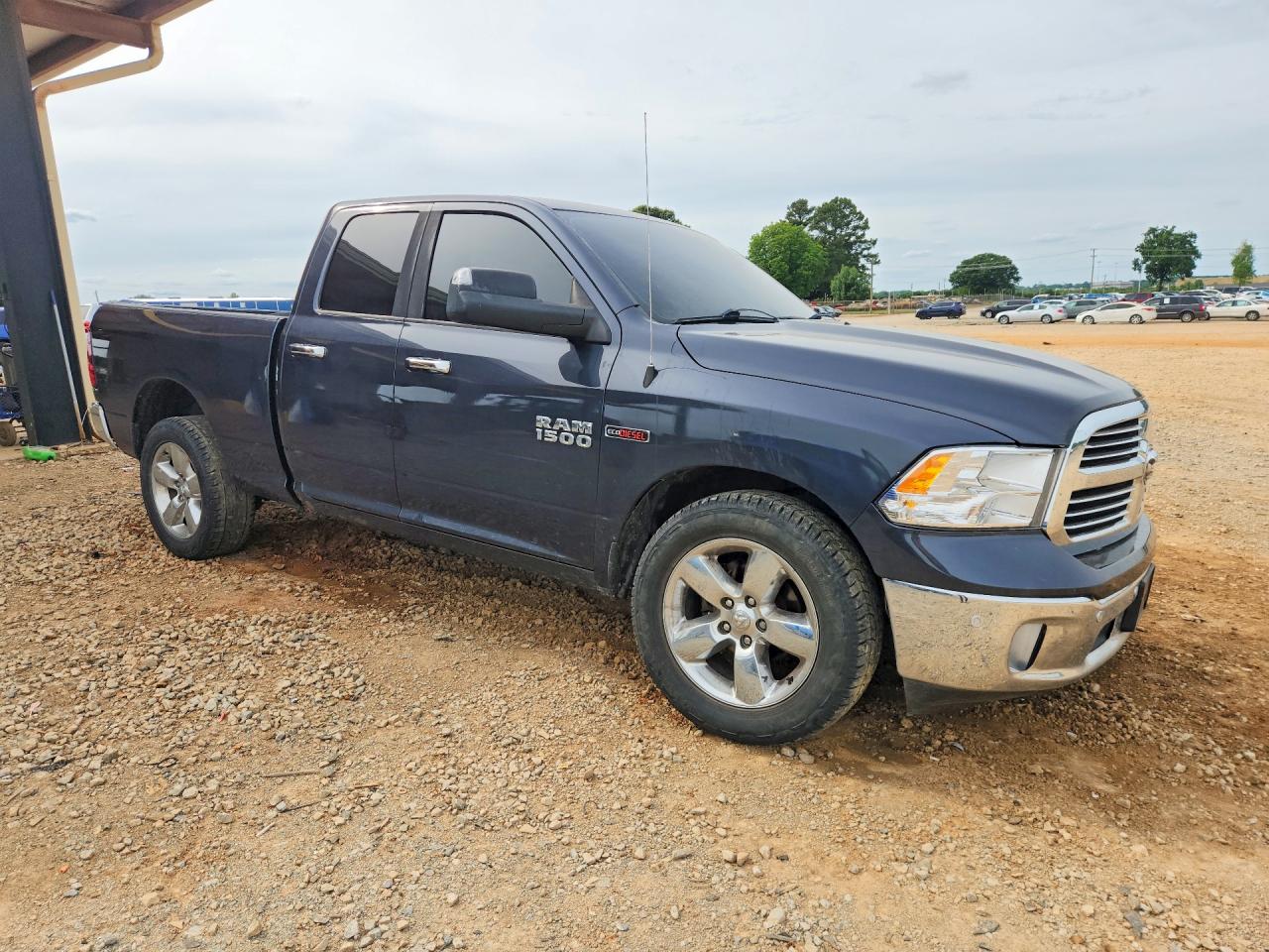 2015 RAM 1500 SLT photo 7