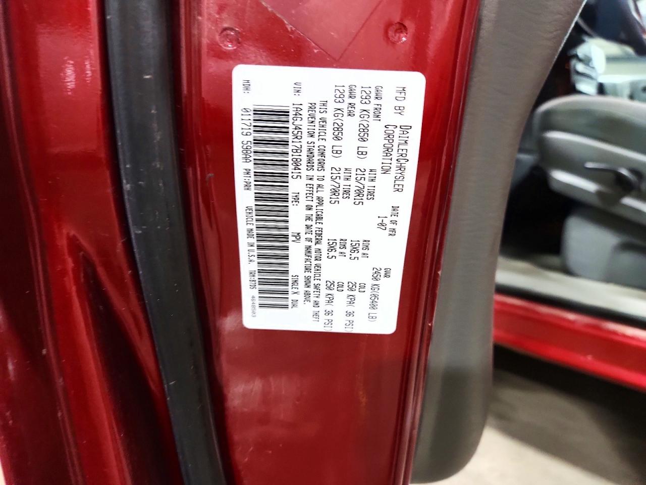 2007 CHRYSLER TOWN & COUNTRY LX photo 25