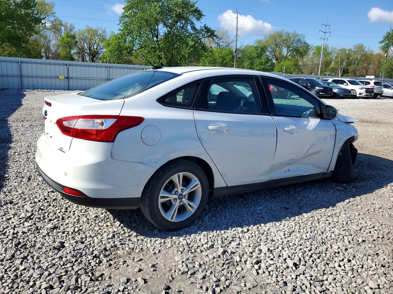 2013 FORD FOCUS SE photo 5