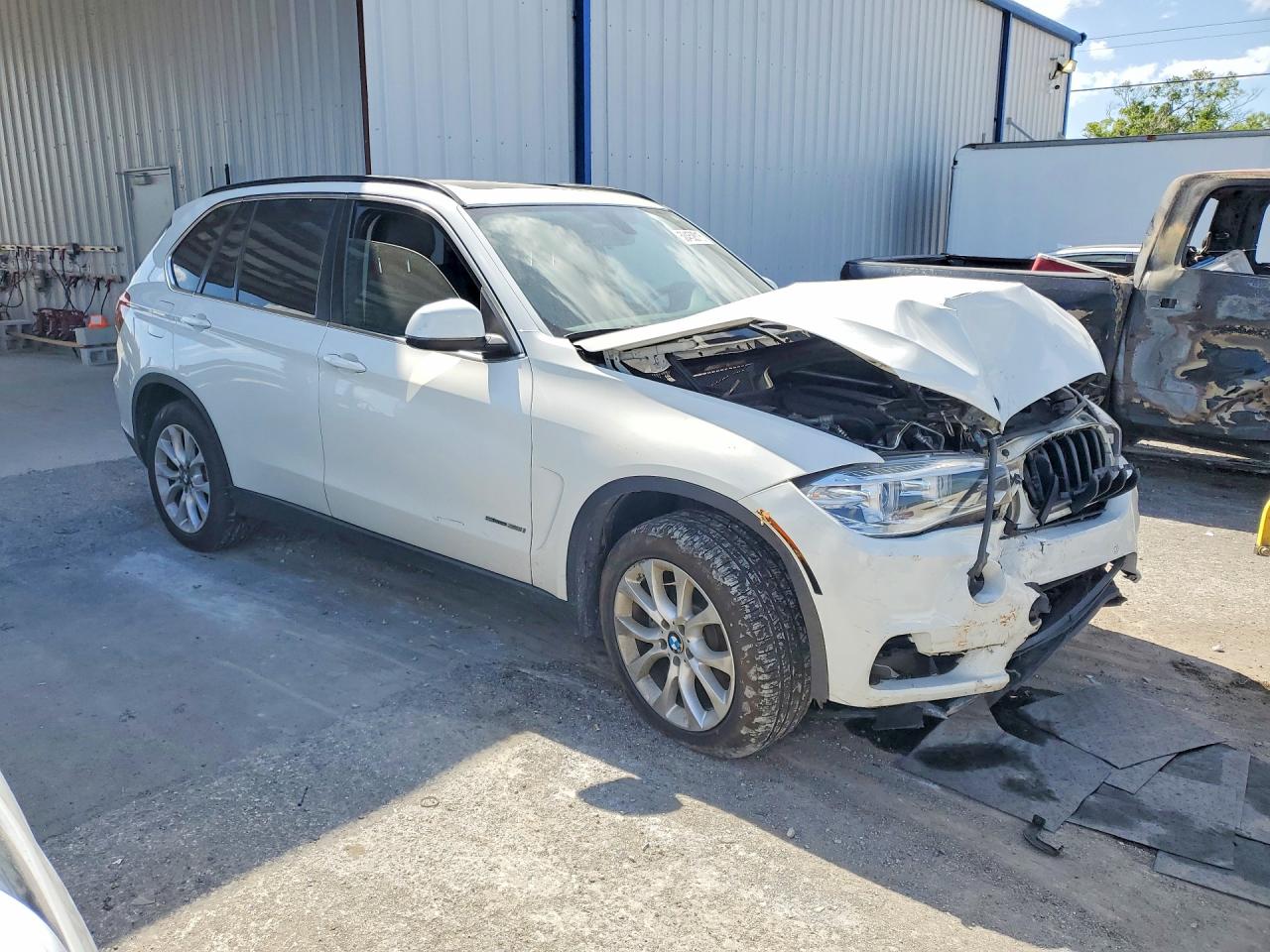 2016 BMW X5 SDRIVE35I photo 4