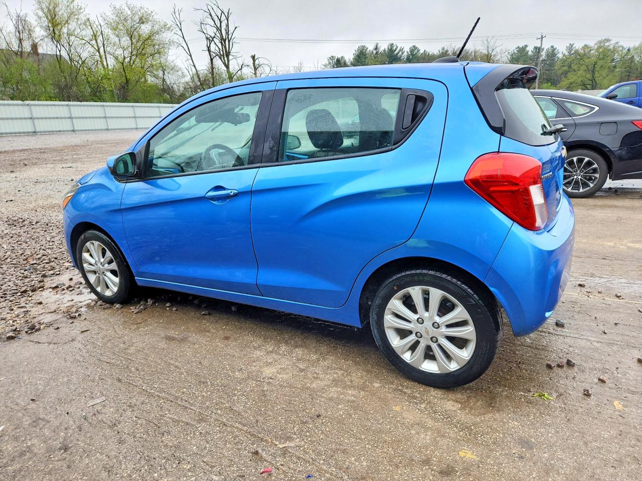 2017 CHEVROLET SPARK 1LT photo 3