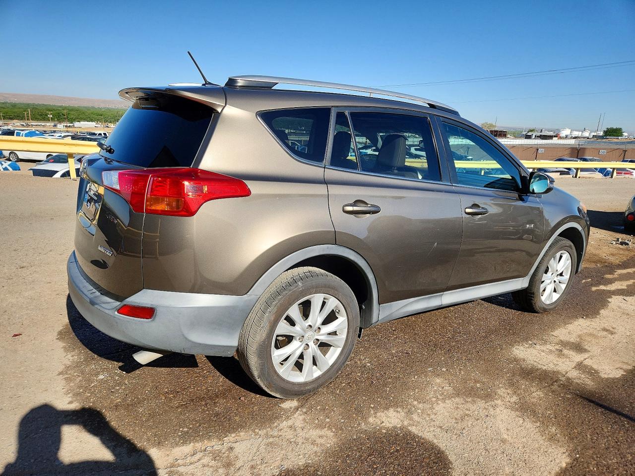 2015 TOYOTA RAV4 LIMITED photo 5