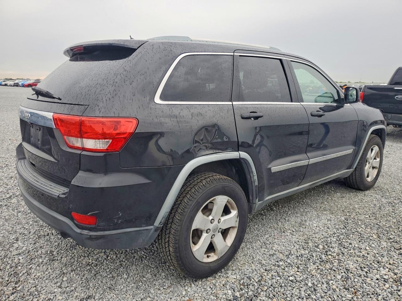 2012 JEEP GRAND CHEROKEE LAREDO photo 5