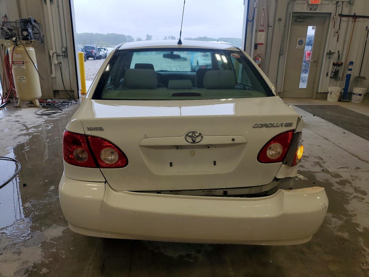 2007 TOYOTA COROLLA LE photo 6