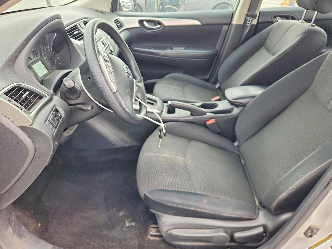 2016 NISSAN SENTRA S photo 7