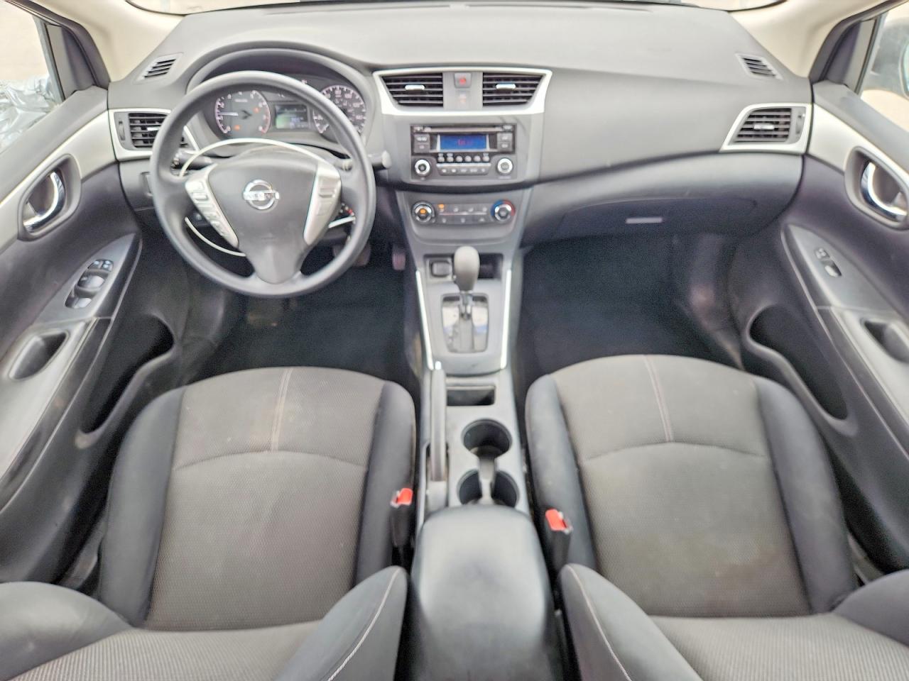 2016 NISSAN SENTRA S photo 8