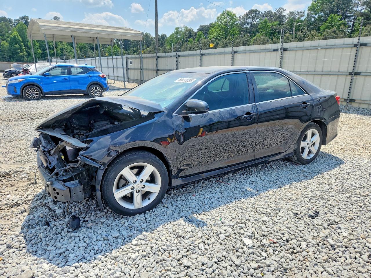 2014 TOYOTA CAMRY