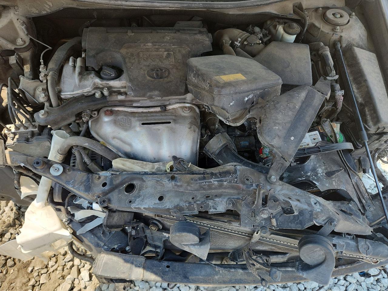 2014 TOYOTA CAMRY SE photo 31