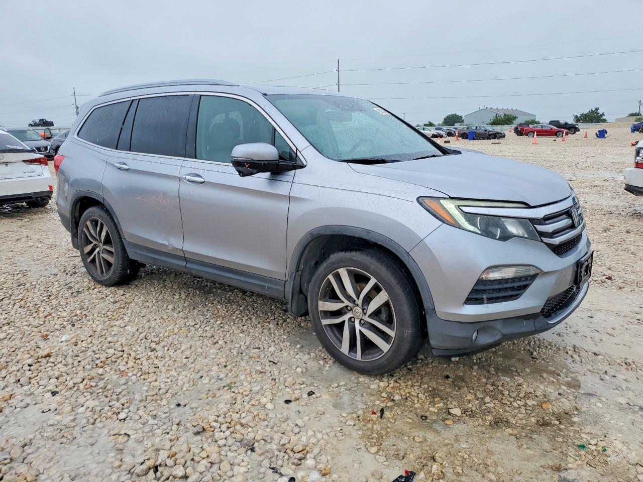 2016 HONDA PILOT TOURING photo 10