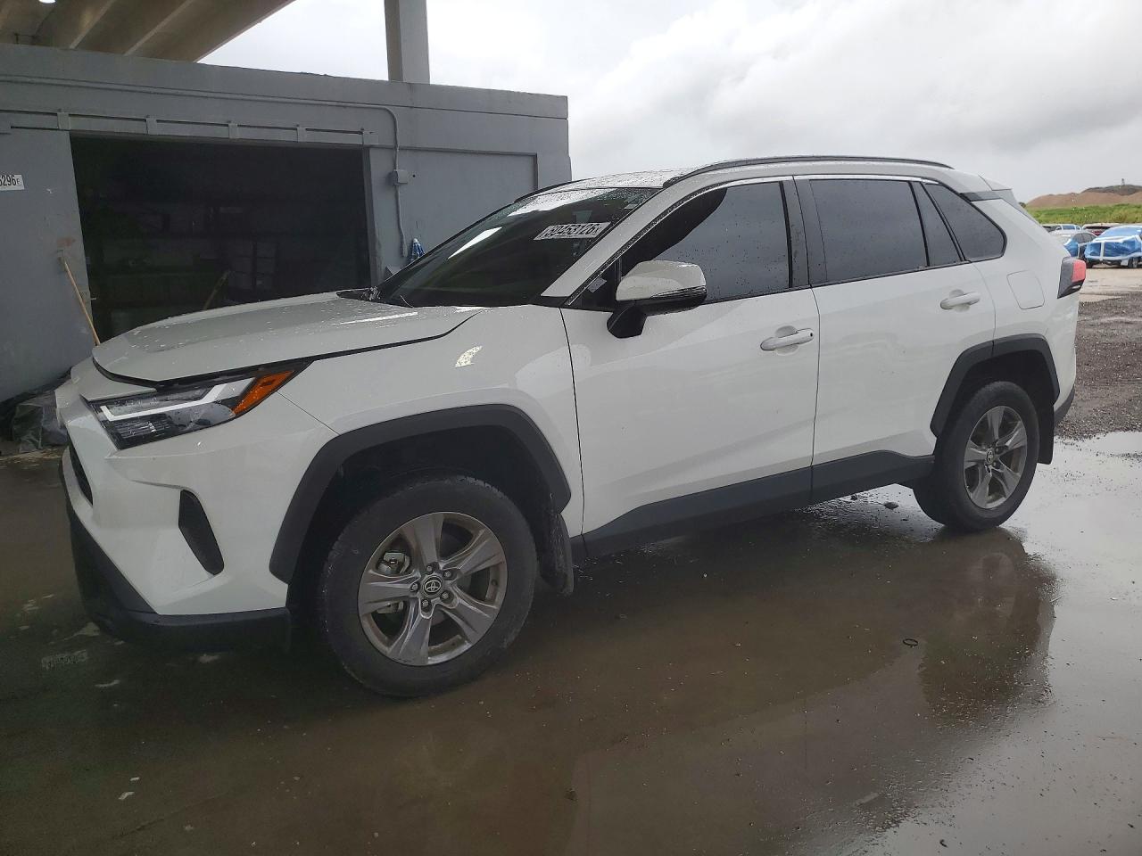 2024 TOYOTA RAV4