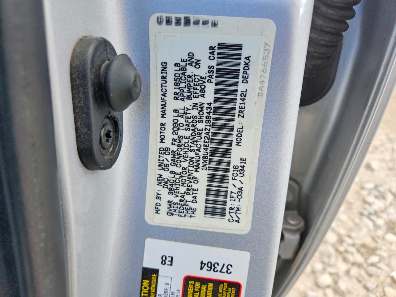 2010 TOYOTA COROLLA LE photo 23