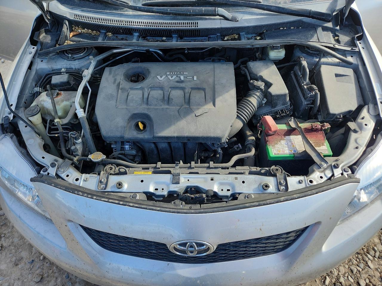 2010 TOYOTA COROLLA LE photo 21