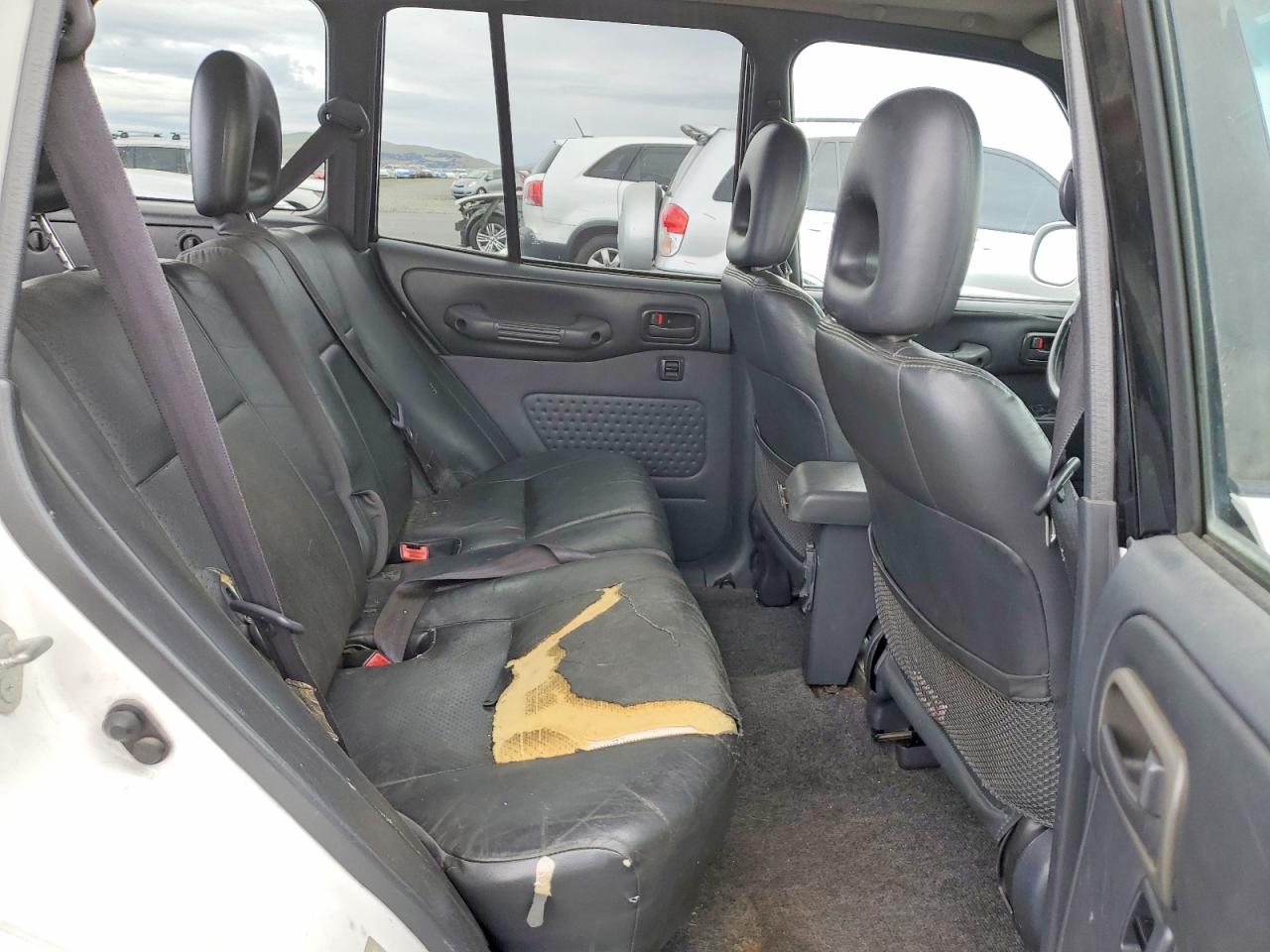 2000 TOYOTA RAV4 BASE photo 19