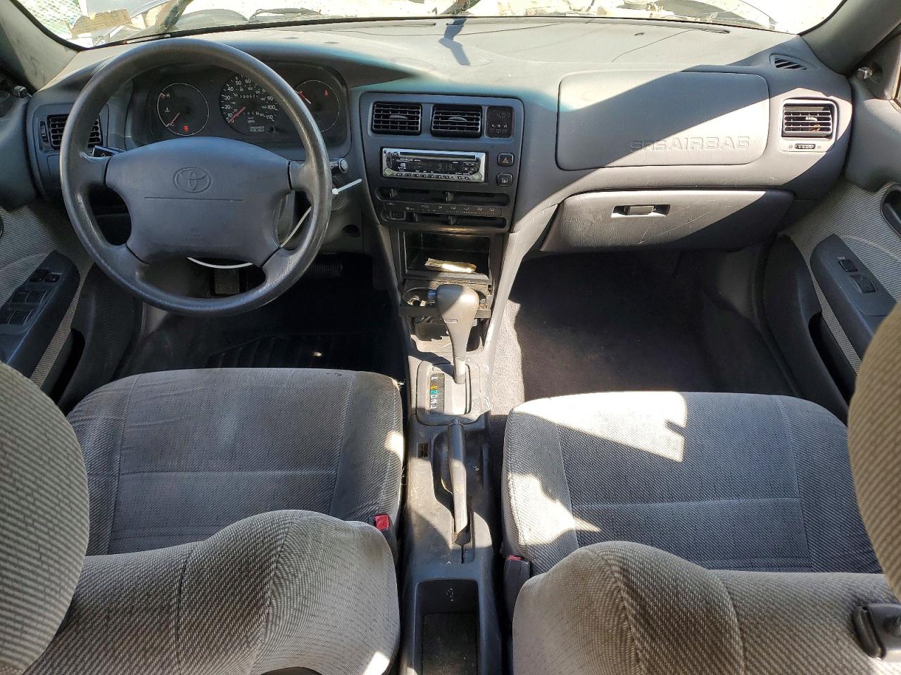 1995 TOYOTA COROLLA DX photo 15