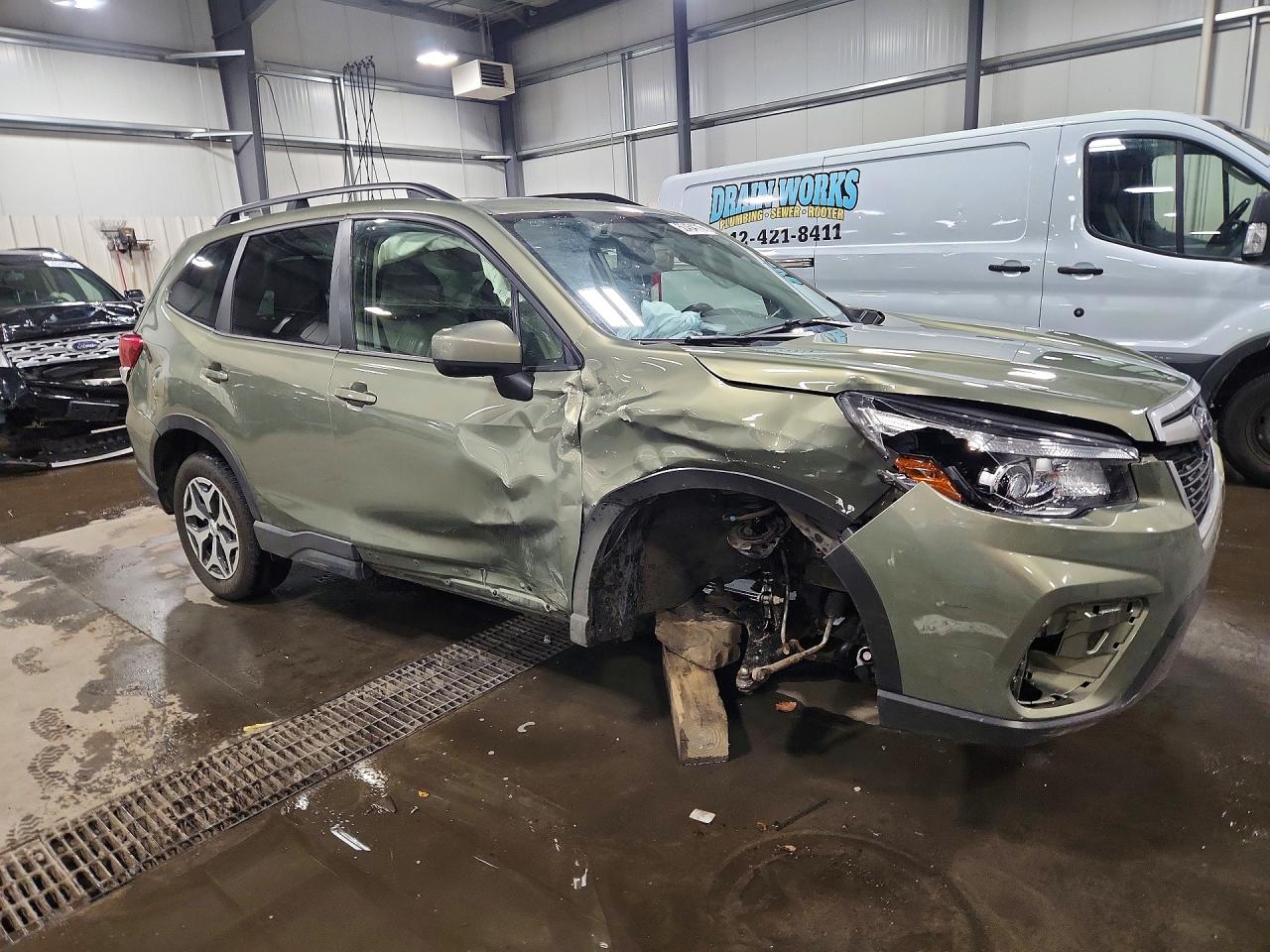 2020 SUBARU FORESTER PREMIUM photo 10