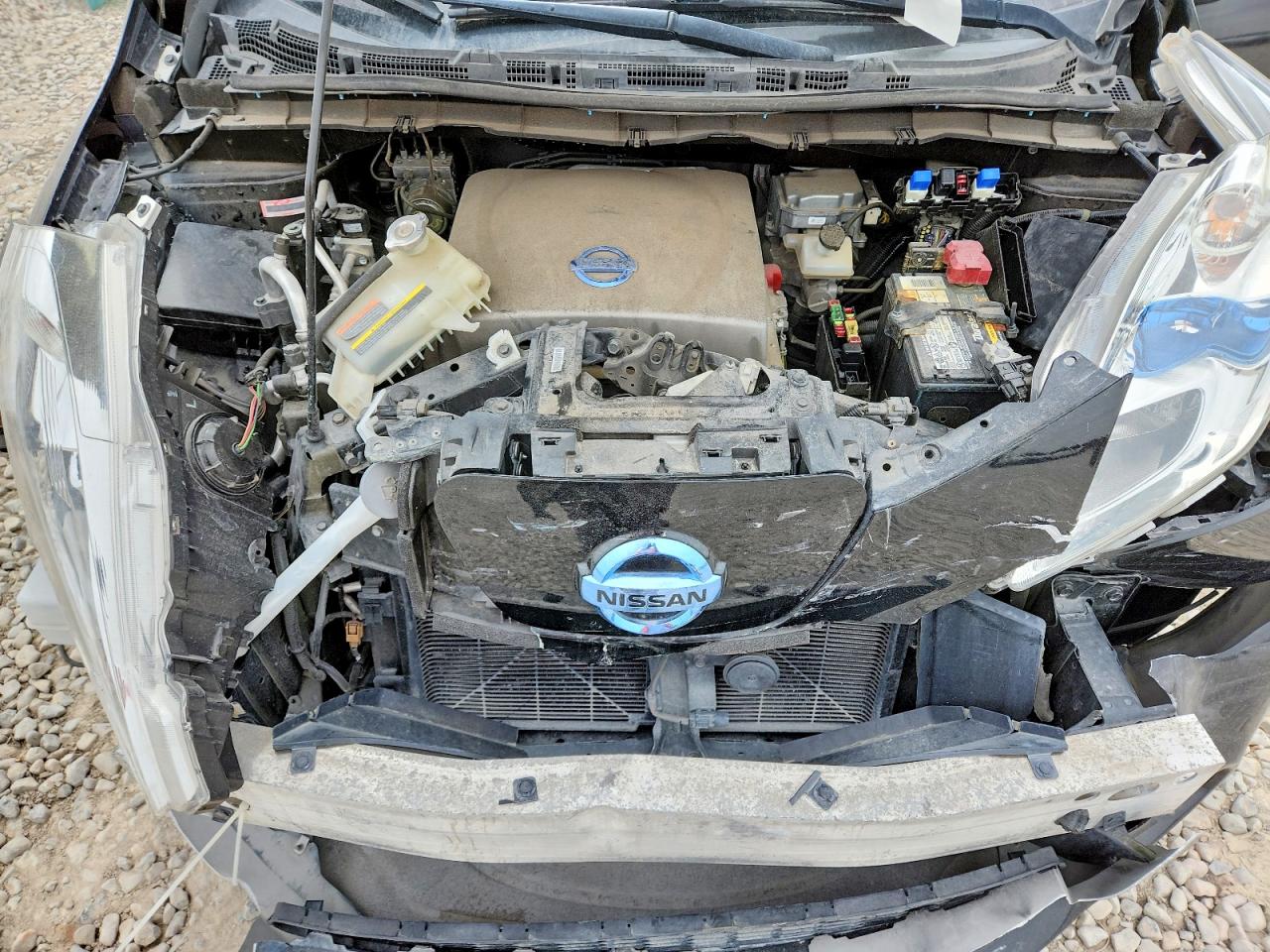 2013 NISSAN LEAF S photo 34