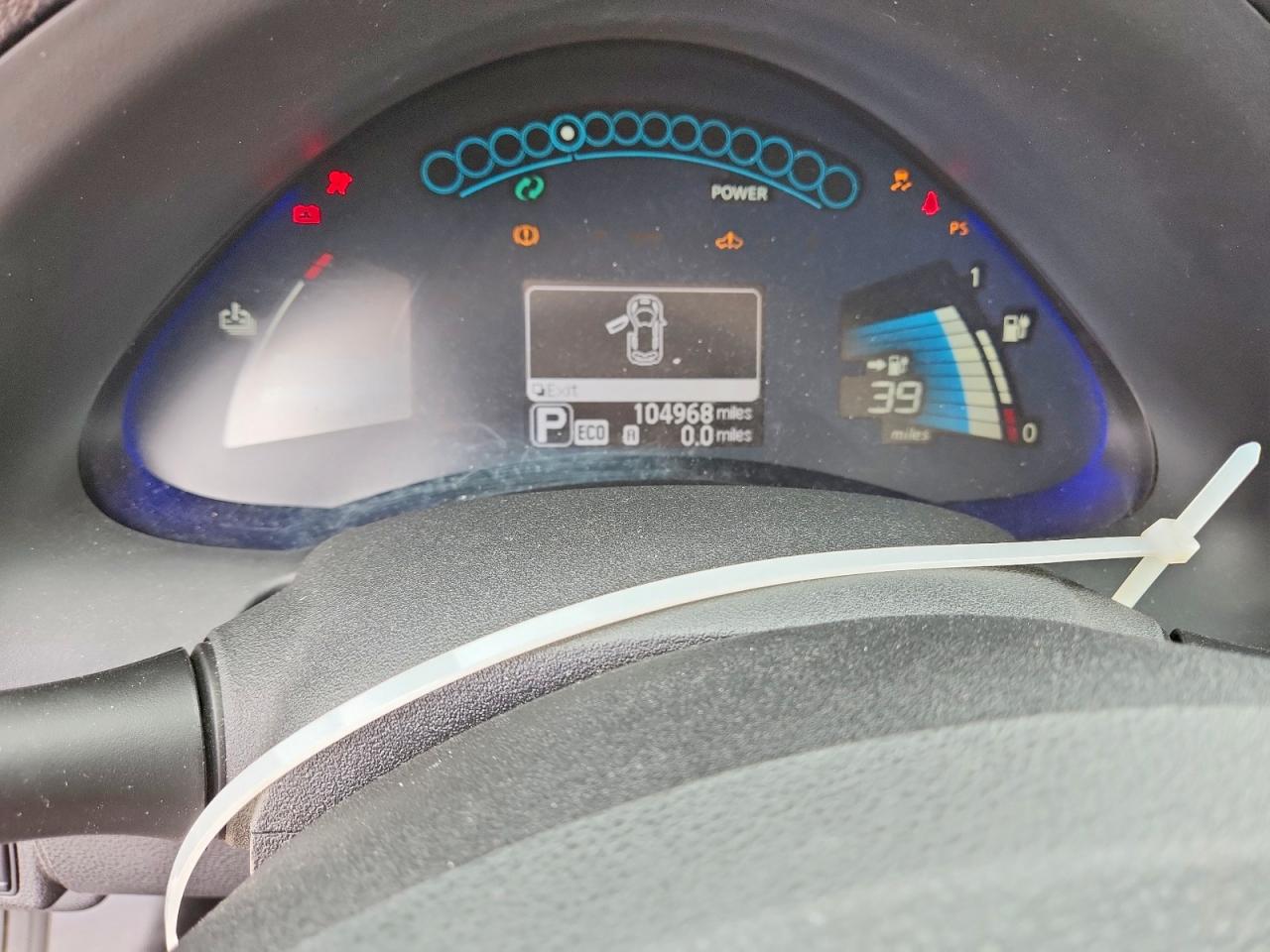 2013 NISSAN LEAF S photo 25