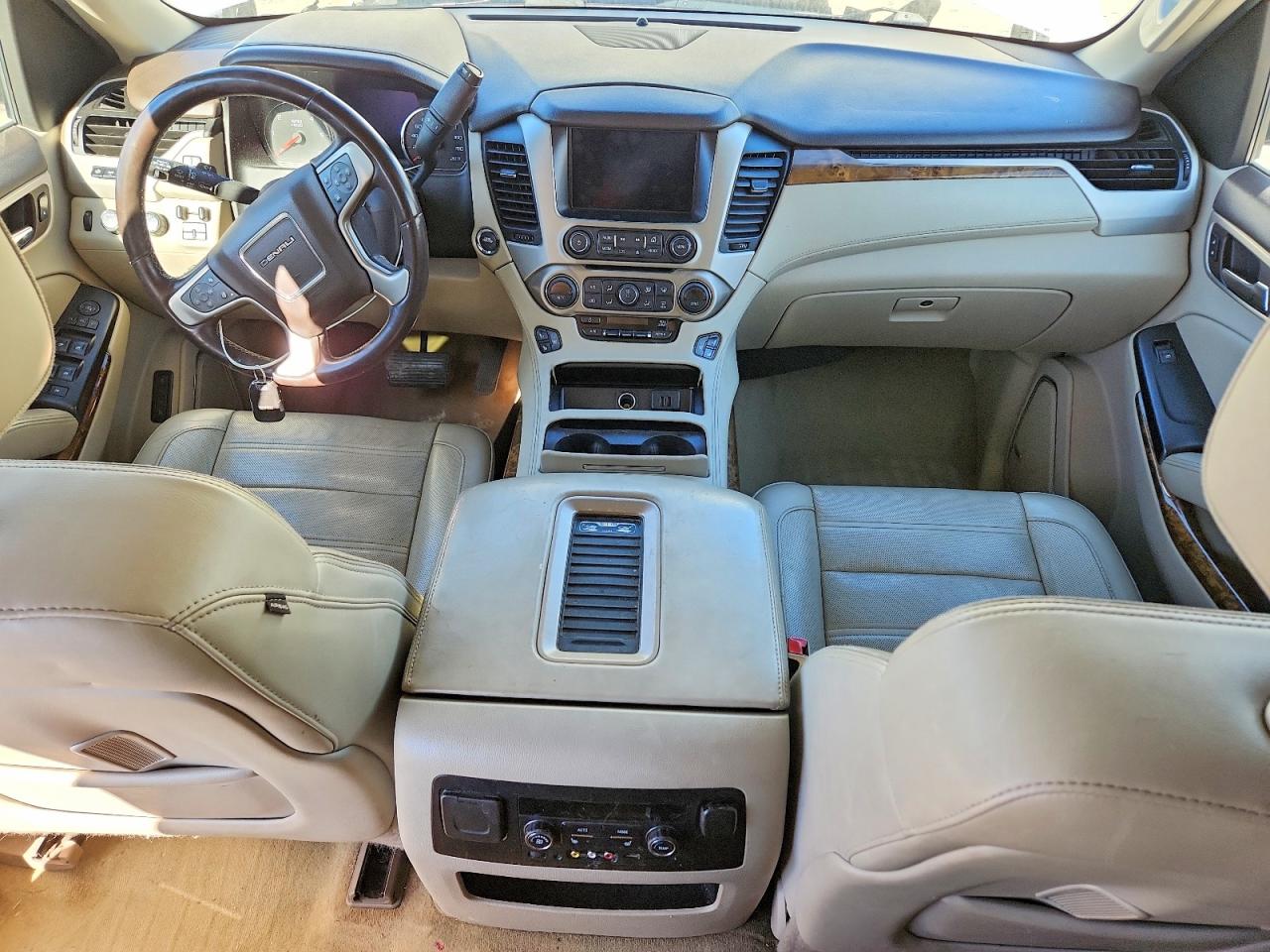 2015 GMC YUKON XL DENALI photo 22
