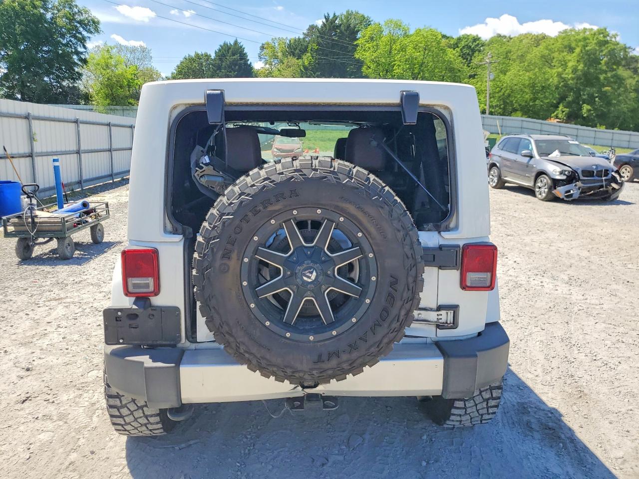 2015 JEEP WRANGLER UNLIMITED SAHARA photo 11