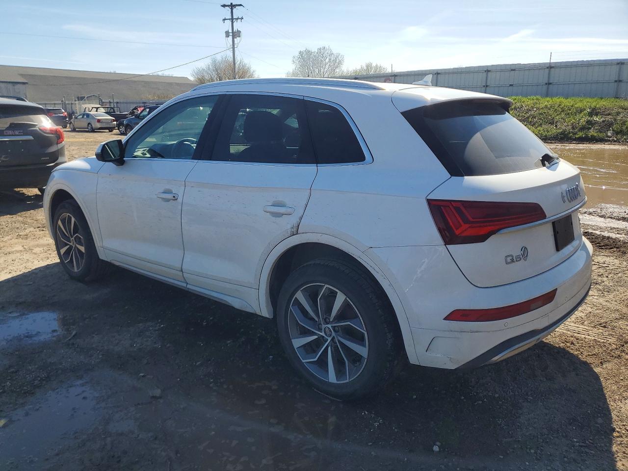 2021 AUDI Q5 PREMIUM photo 3