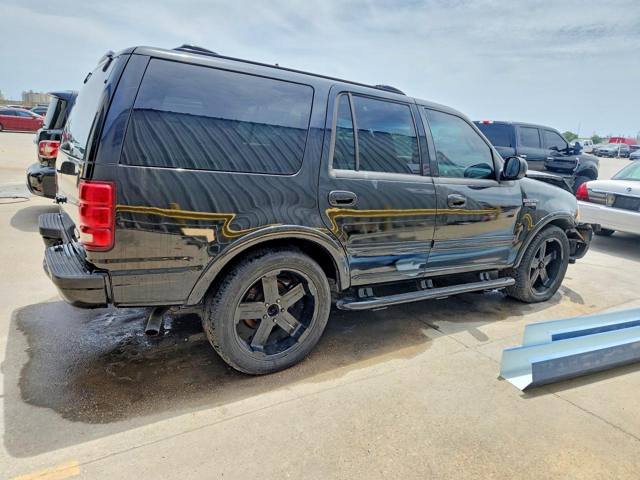 2001 FORD EXPEDITION XLT photo 7