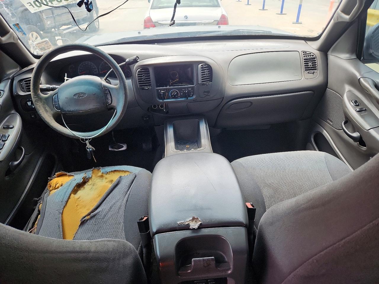 2001 FORD EXPEDITION XLT photo 22