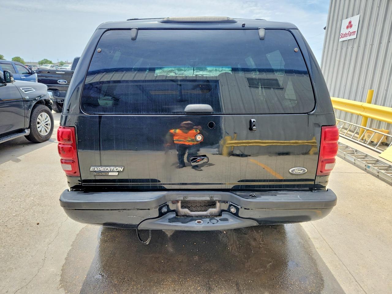 2001 FORD EXPEDITION XLT photo 16