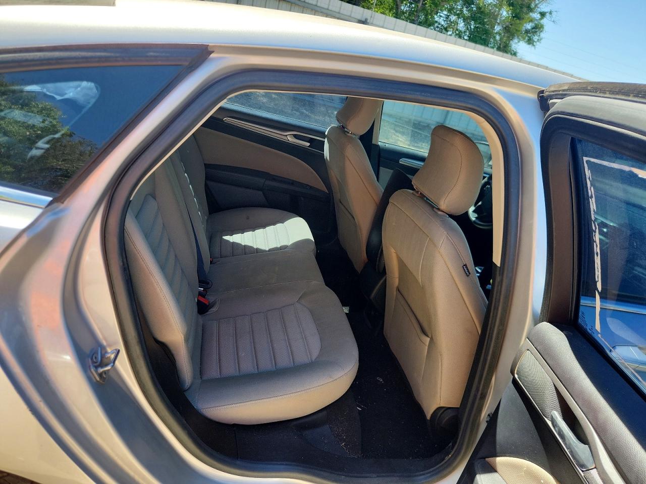 2019 FORD FUSION S photo 19