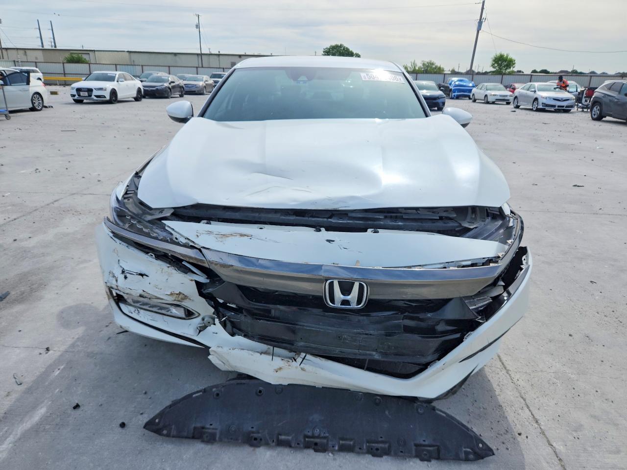 2018 HONDA ACCORD SPORT photo 13