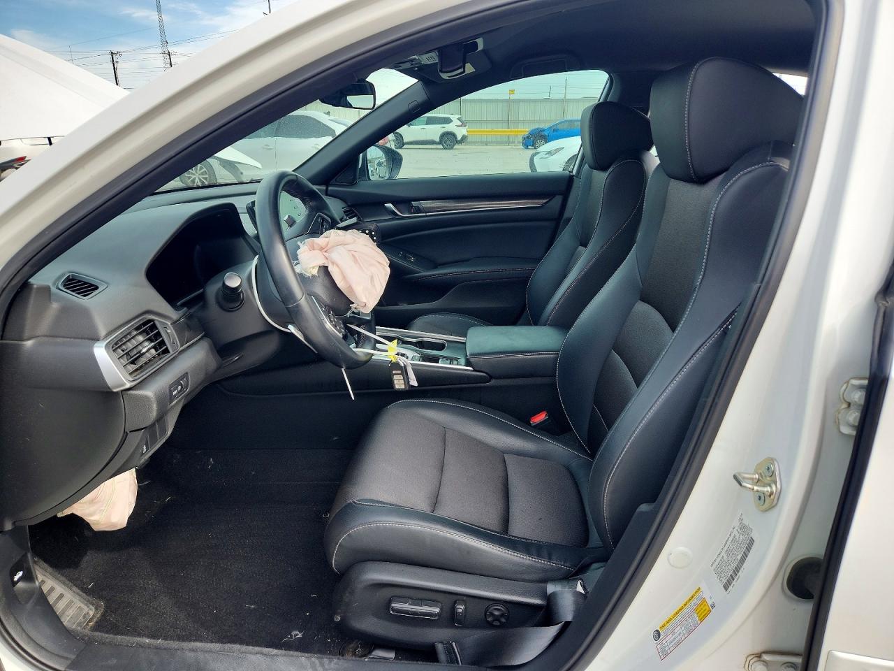 2018 HONDA ACCORD SPORT photo 19