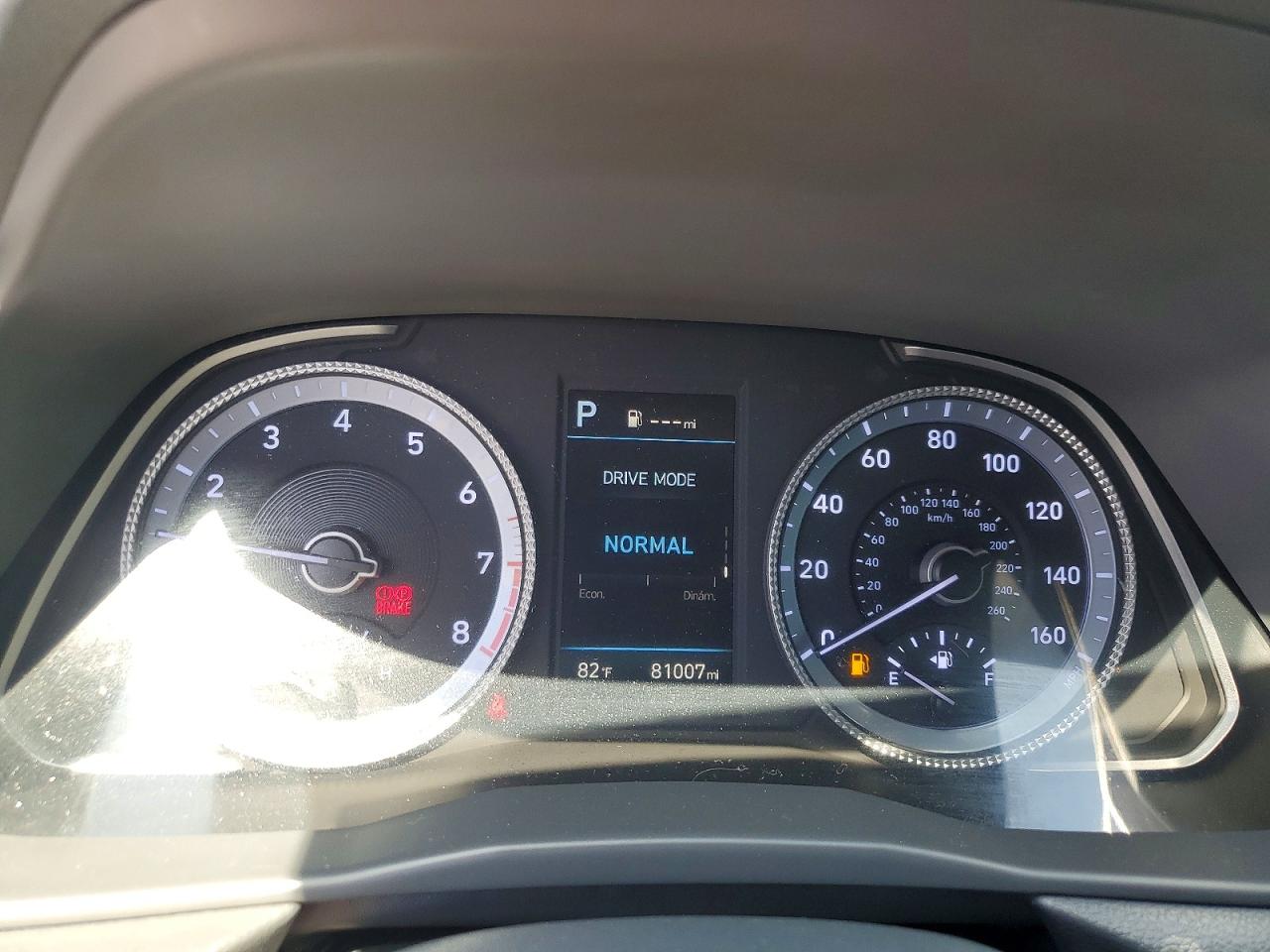 2020 HYUNDAI SONATA SEL photo 9