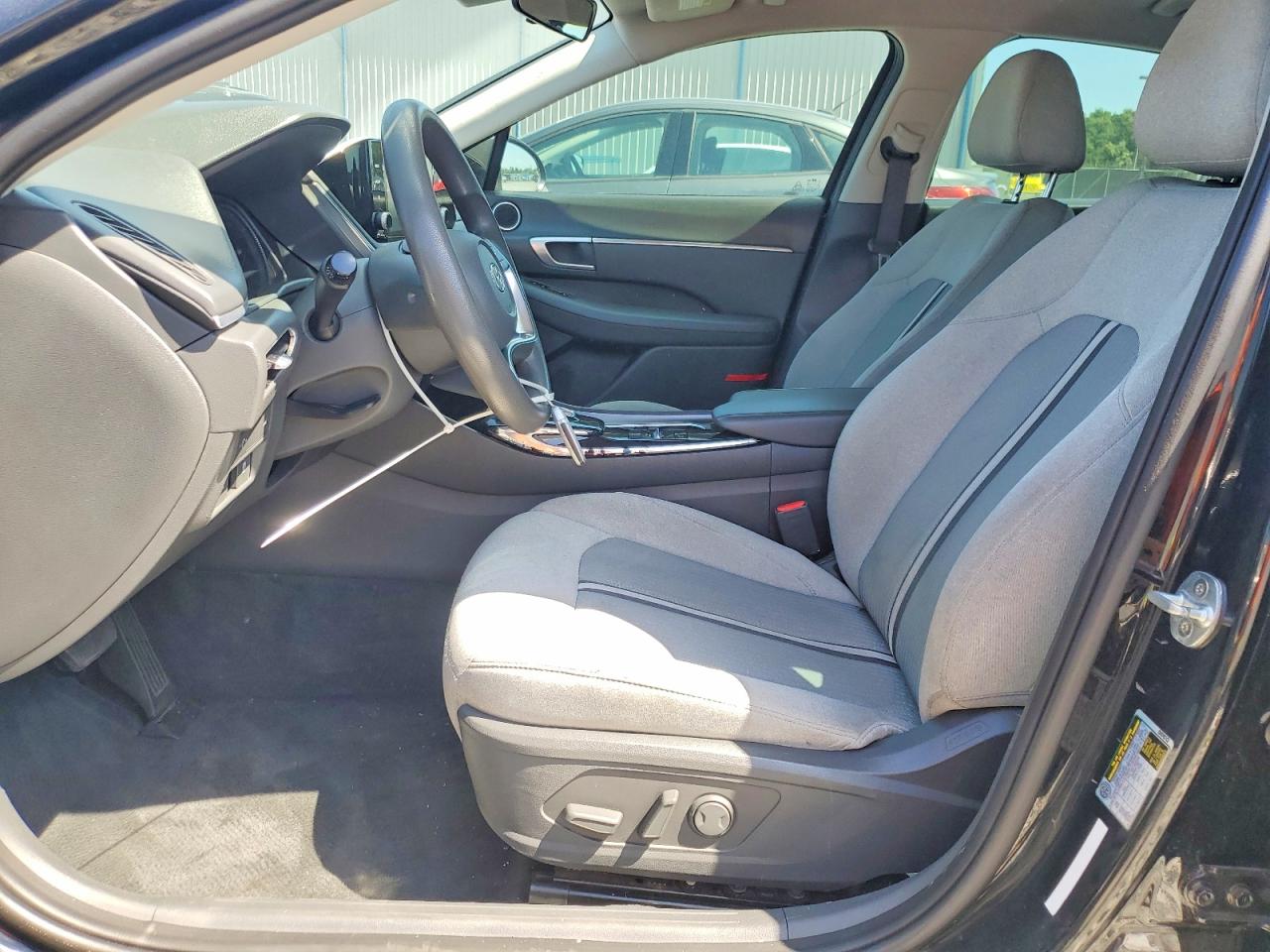 2020 HYUNDAI SONATA SEL photo 7