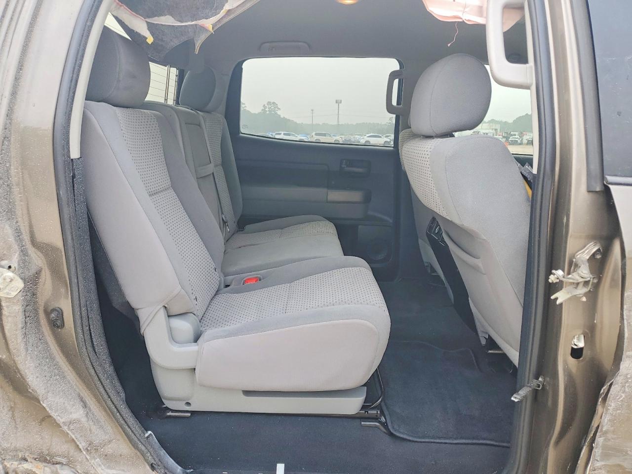 2013 TOYOTA TUNDRA CREWMAX SR5 photo 28