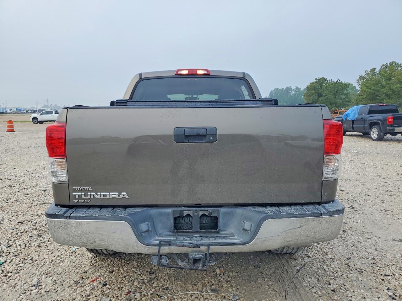 2013 TOYOTA TUNDRA CREWMAX SR5 photo 16