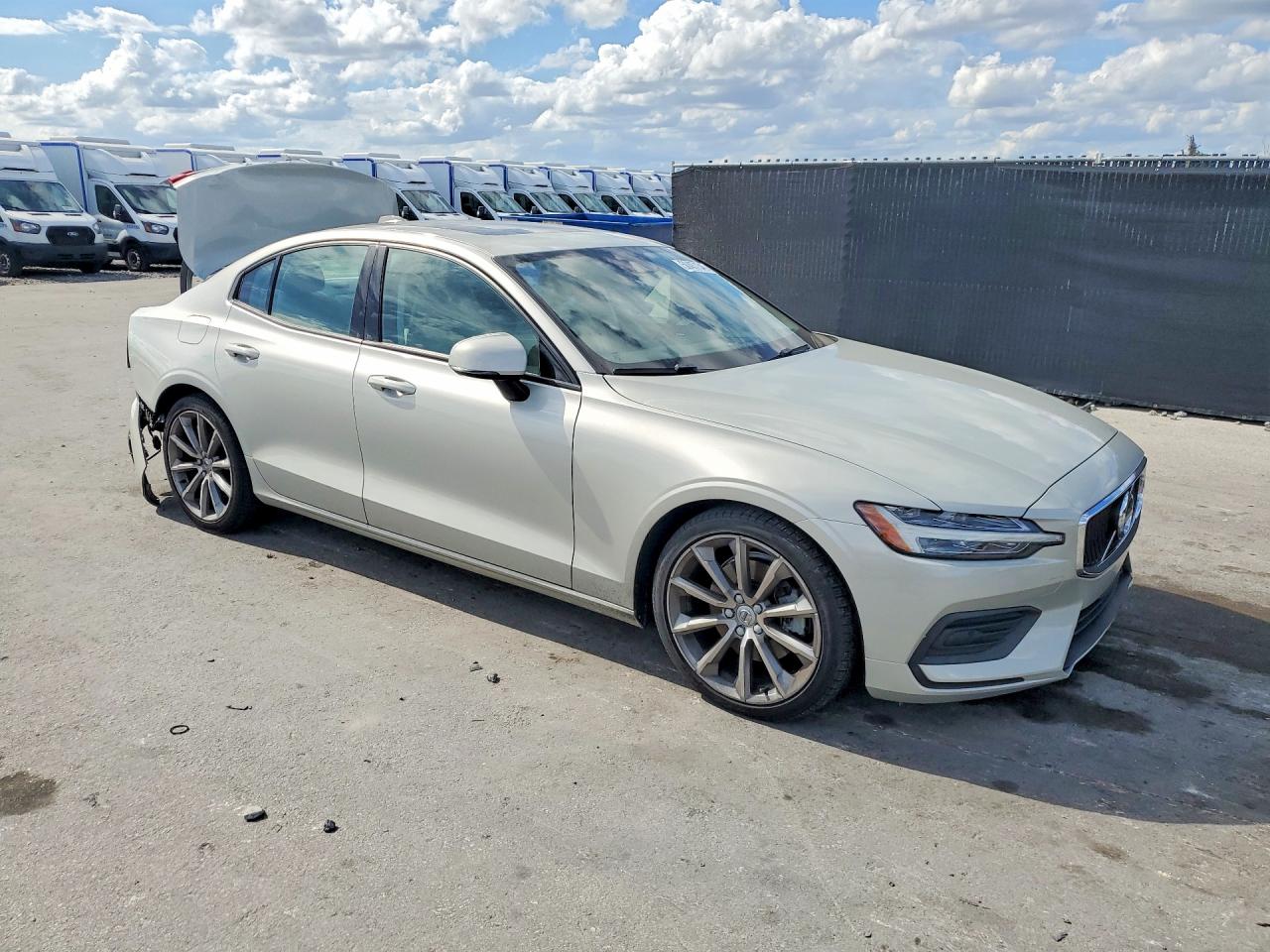 2020 VOLVO S60 T5 MOMENTUM photo 7