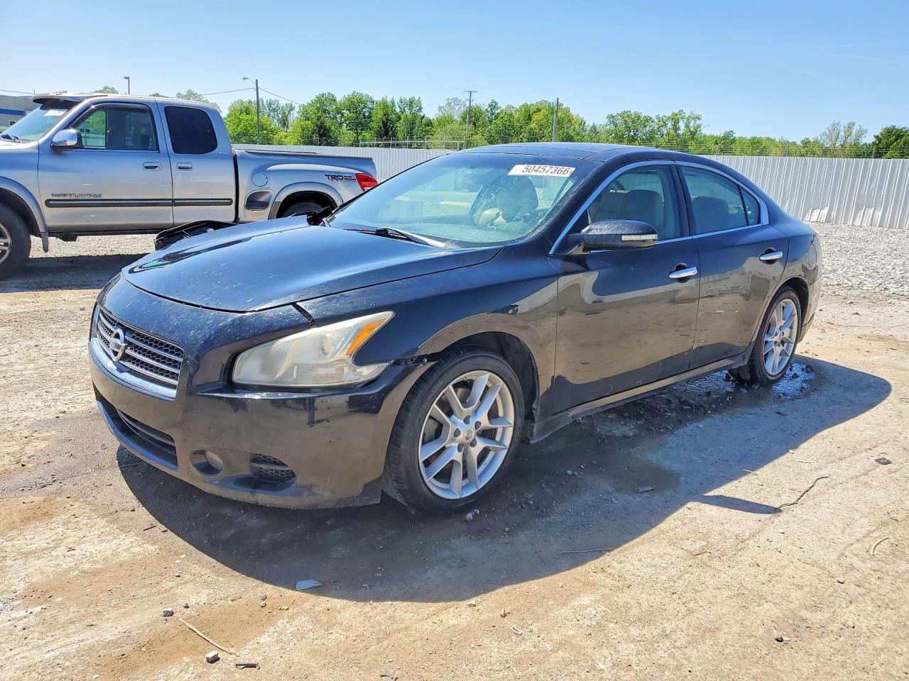 2011 NISSAN MAXIMA