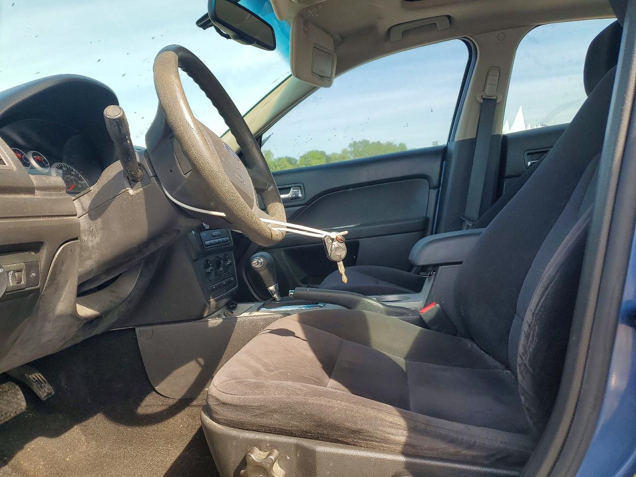 2009 FORD FUSION SE photo 13