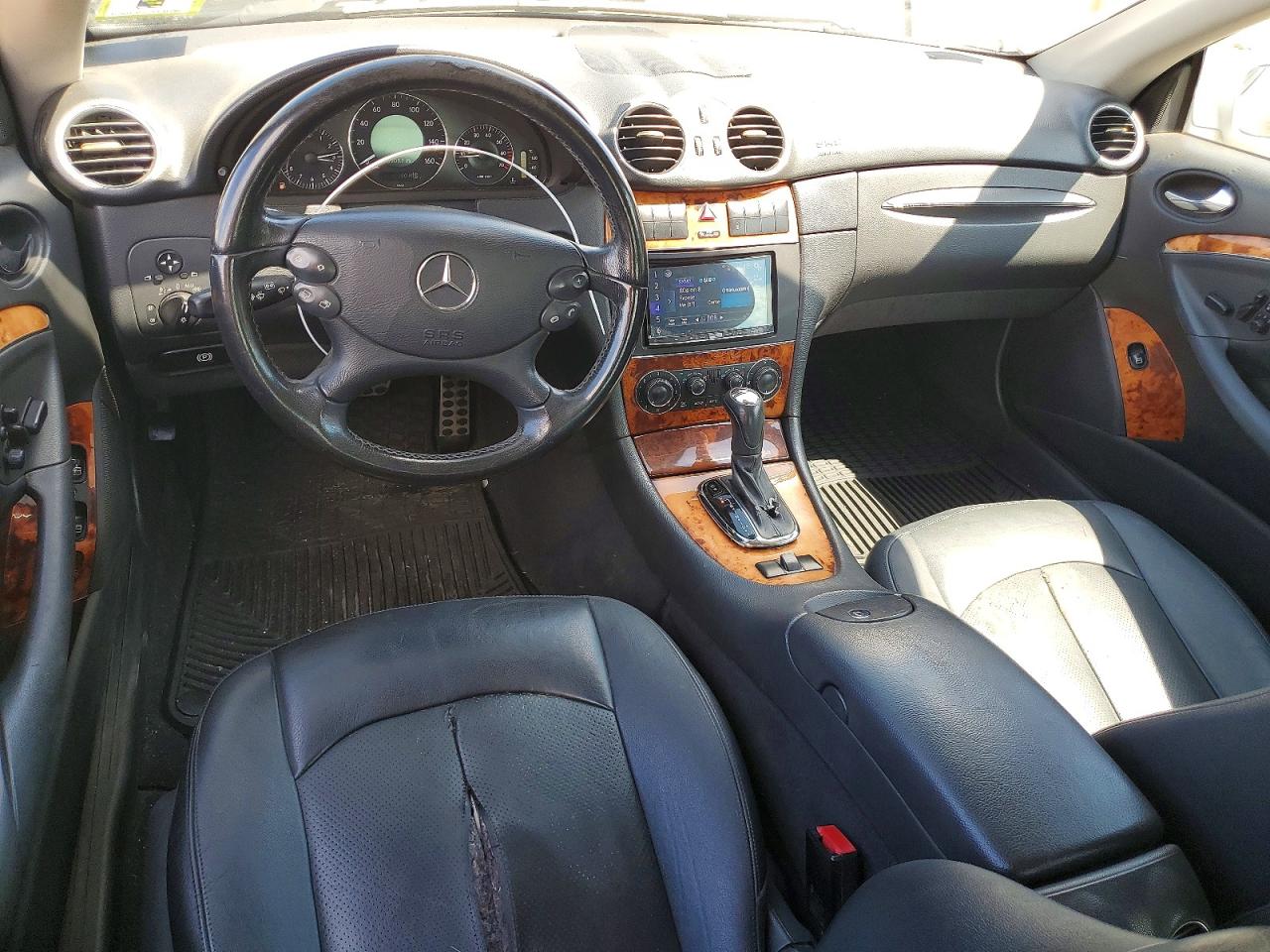2005 MERCEDES-BENZ CLK 320 photo 15