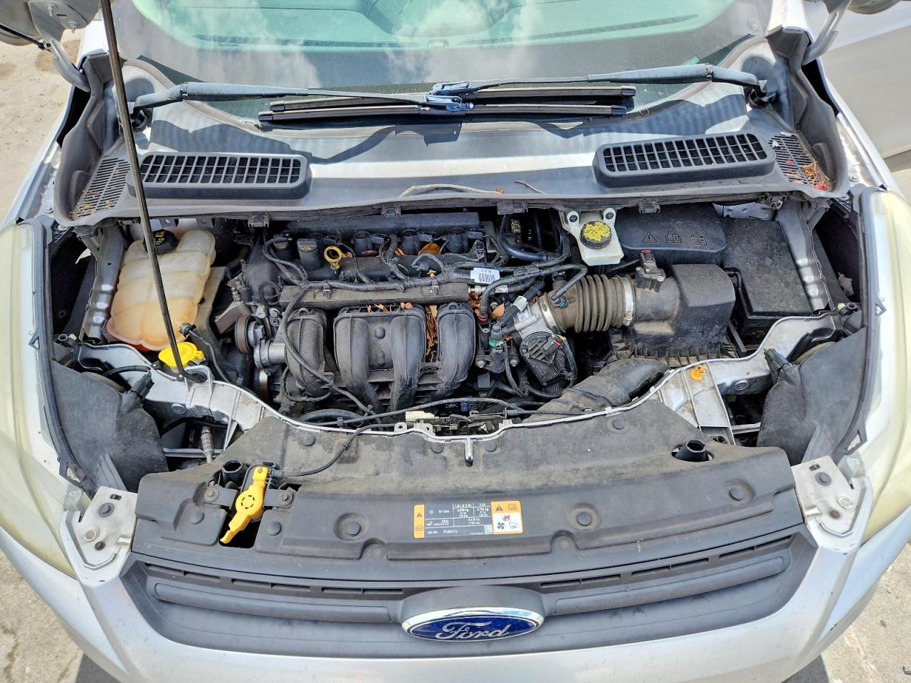 2016 FORD ESCAPE photo 34
