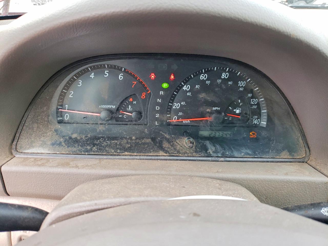 2003 TOYOTA CAMRY XLE photo 9
