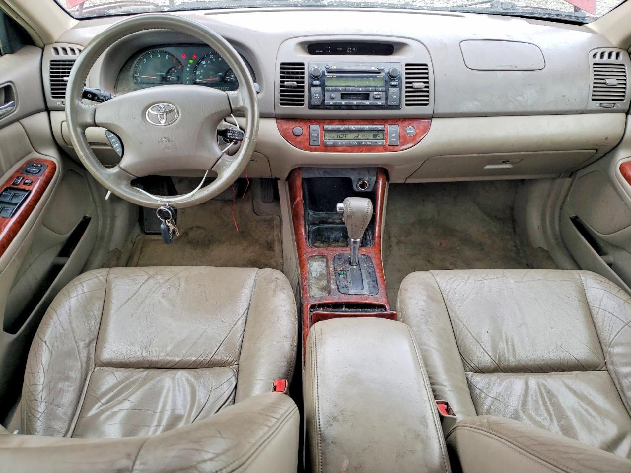 2003 TOYOTA CAMRY XLE photo 8
