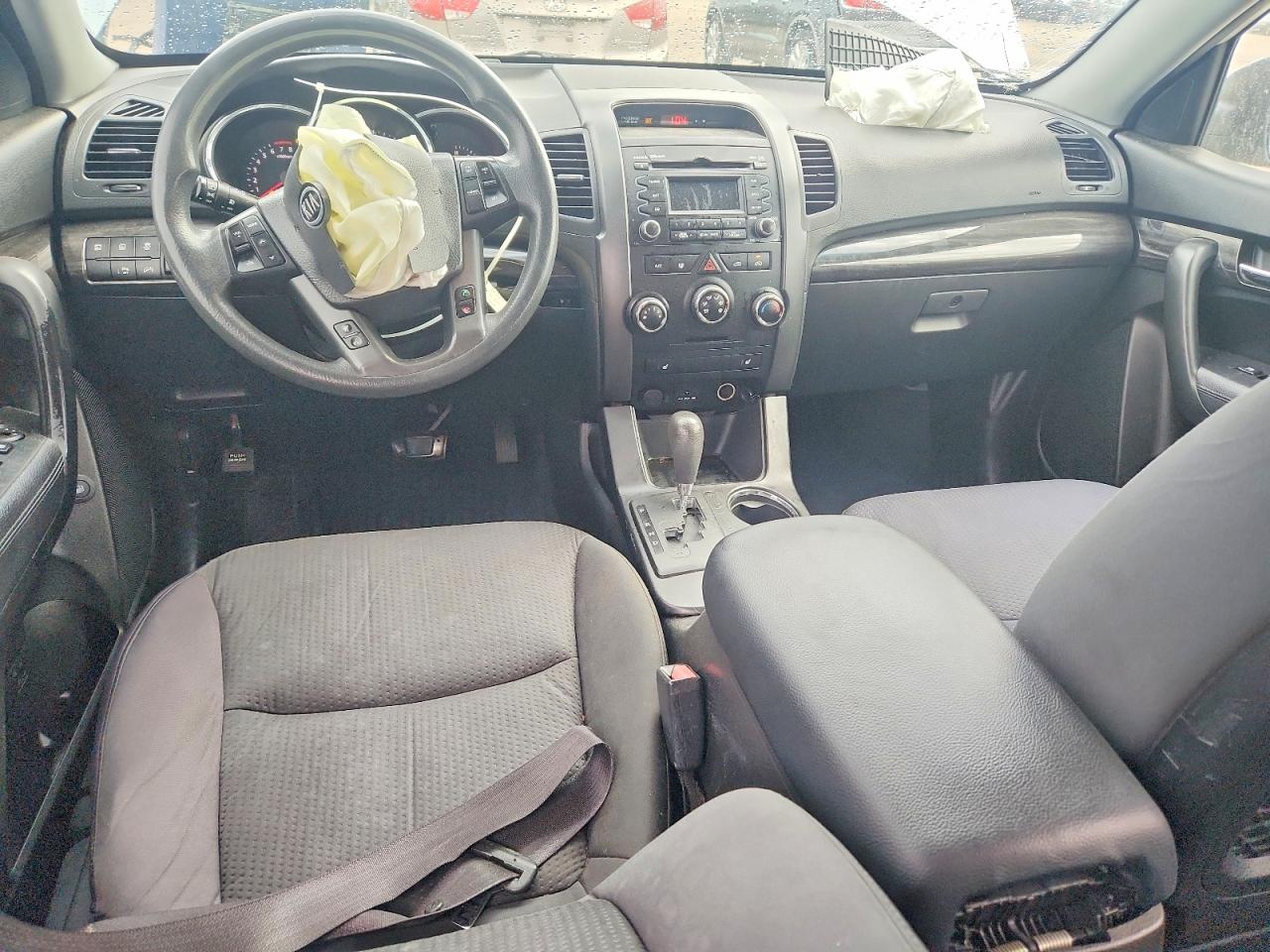 2011 KIA SORENTO LX photo 15