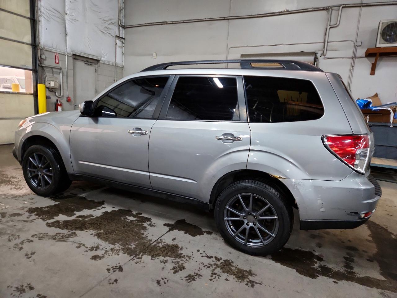 2009 SUBARU FORESTER 2.5X PREMIUM photo 2