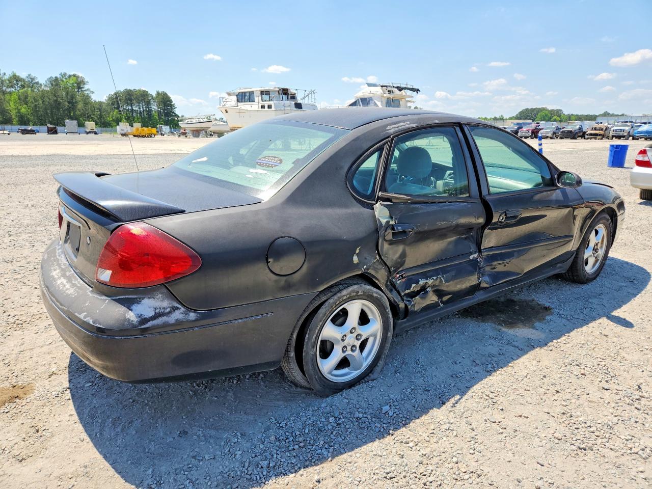 2003 FORD TAURUS photo 3