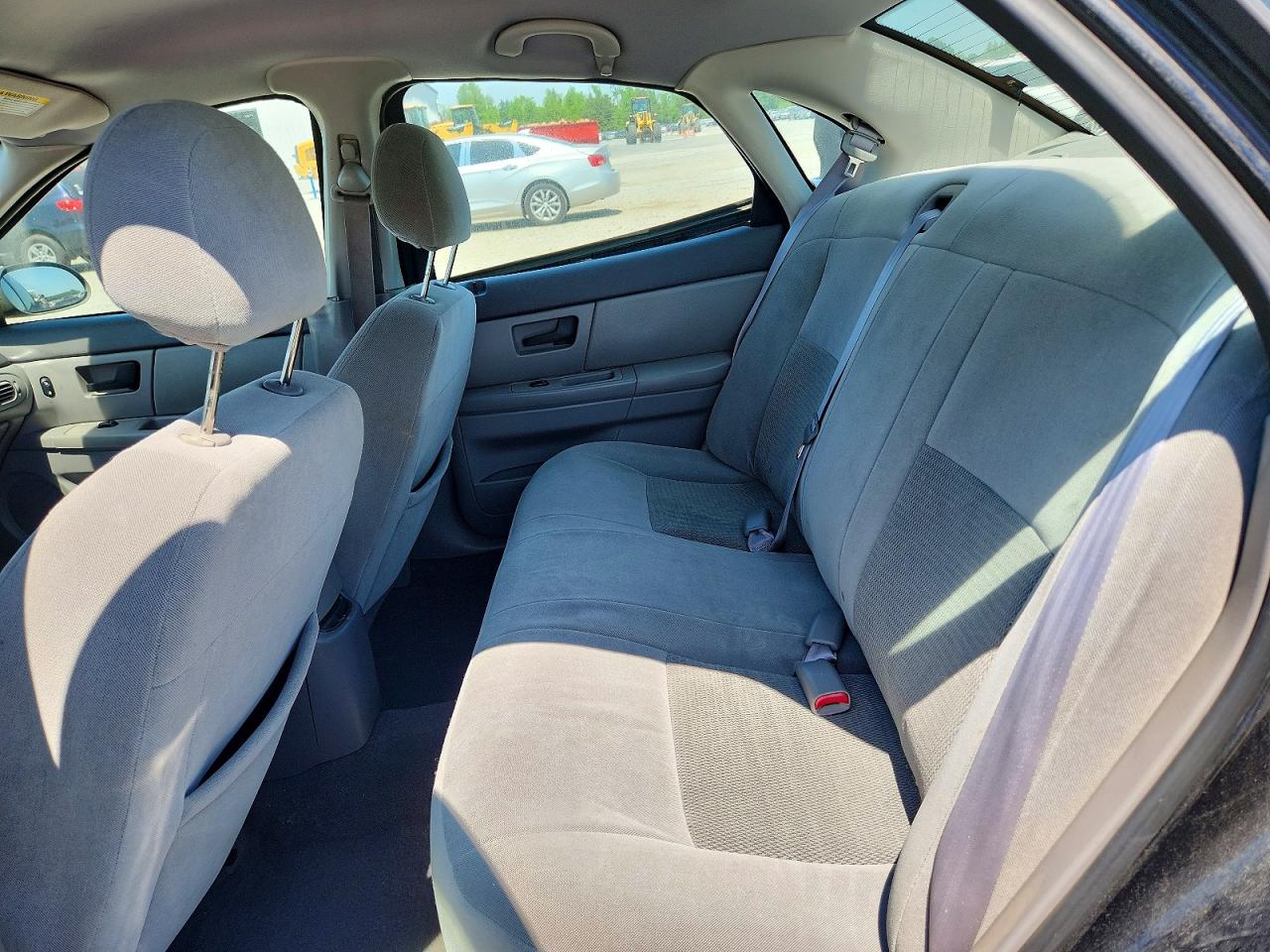 2003 FORD TAURUS photo 10