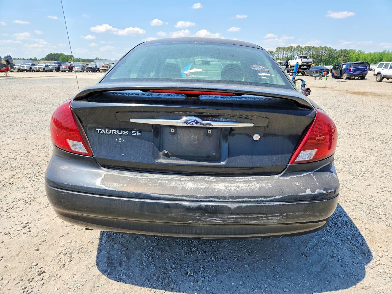 2003 FORD TAURUS photo 6