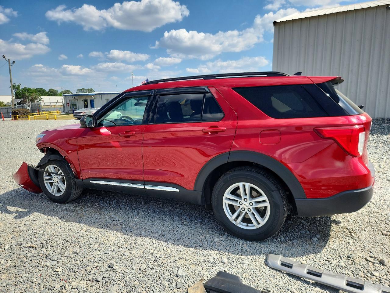 2021 FORD EXPLORER XLT photo 4