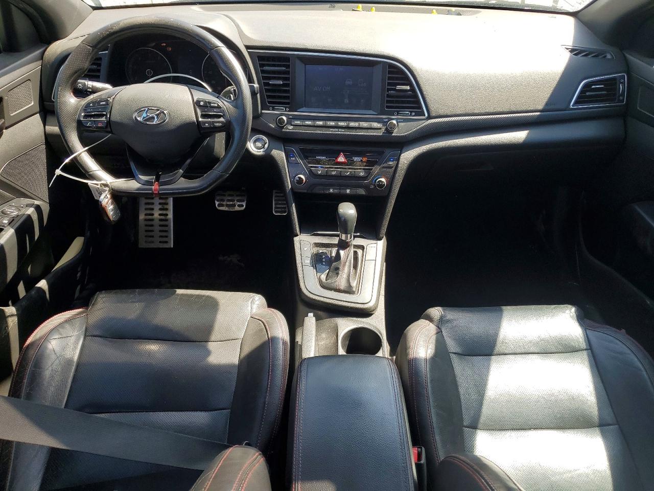 2018 HYUNDAI ELANTRA SPORT photo 8