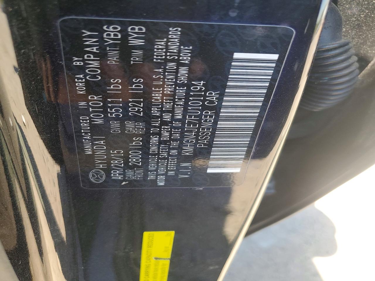 2015 HYUNDAI GENESIS 3.8L photo 23
