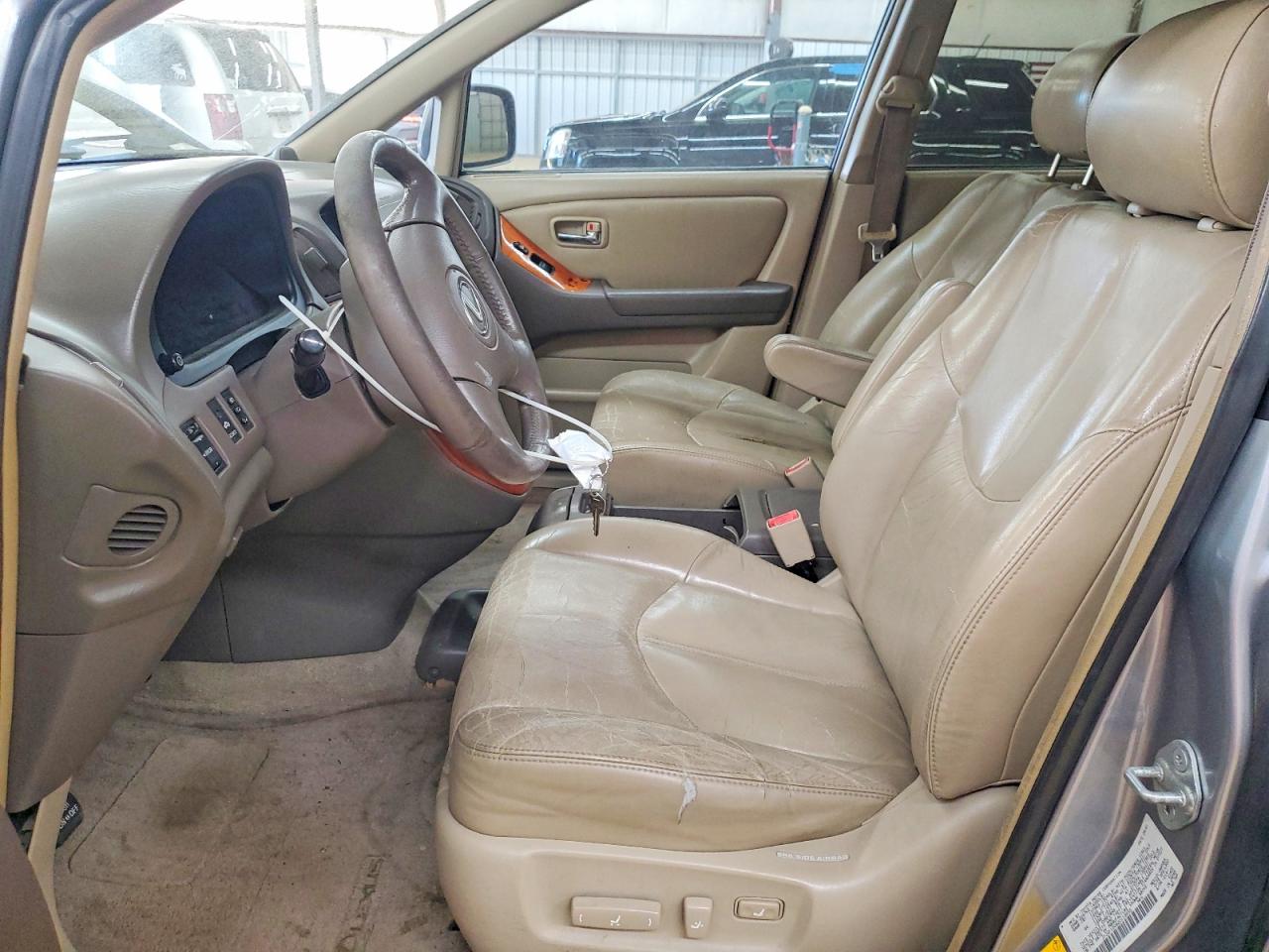 2002 LEXUS RX 300 photo 13